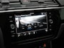 Volkswagen Touran 7 pers. 1.5 TSI 150 pk DSG Highline | 7-persoons | Panoramadak | Trekhaak | Stoelverwarming | Sportonderstel | Side Assist | Black Style