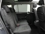 Volkswagen Touran 7 pers. 1.5 TSI 150 pk DSG Highline | 7-persoons | Panoramadak | Trekhaak | Stoelverwarming | Sportonderstel | Side Assist | Black Style