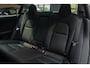 Tesla Model 3 RWD Autopilot ACC Stuurverwarm. PDC Leer Navi Panoramadak 360° Elektr. achterklep Stoelverwarming voor & achter Climate voor & achter LM velgen BTW auto! Nieuw!