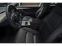 Tesla Model 3 RWD Autopilot ACC Stuurverwarm. PDC Leer Navi Panoramadak 360° Elektr. achterklep Stoelverwarming voor & achter Climate voor & achter LM velgen BTW auto! Nieuw!