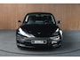 Tesla Model 3 RWD Nieuw! Autopilot ACC Stuurverwarm. PDC Leer Navi Panoramadak 360° Elektr. achterklep Stoelverwarming voor & achter Climate voor & achter LM velgen BTW auto! Nieuw!