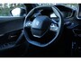 Peugeot 2008 1.2 Hybrid 145 Allure | Adaptieve Cruise | 360 Camera | Navi | Carplay | Keyless | Dodehoekdetectie