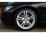 BMW 3-Serie Touring 325d High Executive M-Sport | HUD | Keyless Go | Sportstoelen | Stoelverw | Xenon | Leder | Navi | ECC | PDC | Cruise | Bluetooth | LMV18" | Dealer onderhouden