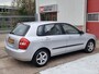 Kia Cerato 1.6-16V LX