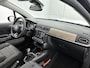 Citroën C3 1.2 Shine Business 83pk | Lage KM | Navigatie via Apple Carplay/Android Auto | Climate Control | Cruise Control | DAB Ontvanger | 16" Lichtmetalen Velgen |