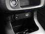 Citroën C3 1.2 Shine Business 83pk | Lage KM | Navigatie via Apple Carplay/Android Auto | Climate Control | Cruise Control | DAB Ontvanger | 16" Lichtmetalen Velgen |