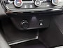 Opel Corsa 1.2 Elegance | Glazen Dak | Navigatie via Apple Carplay/Android Auto | Climate Control | Cruise Control | Achteruitrijcamera | Parkeersensoren Voor + Achter | Dodehoek Detectie | 16" Lichtmetalen Velgen | Verwarmbare Voorstoelen + Stuur |