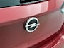 Opel Corsa 1.2 Elegance | Glazen Dak | Navigatie via Apple Carplay/Android Auto | Climate Control | Cruise Control | Achteruitrijcamera | Parkeersensoren Voor + Achter | Dodehoek Detectie | 16" Lichtmetalen Velgen | Verwarmbare Voorstoelen + Stuur |
