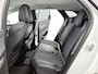 Peugeot 3008 1.6 HYbrid Allure 300pk Automaat | Navigatie | Climate Control | Cruise Control | Achteruitrijcamera | Elektrische Achterklep | LED | 18" Lichtmetalen Velgen | Apple Carplay/Android Auto |