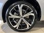 Volvo XC60 2.0 T8 Plug-in hybrid AWD Plus Dark (335kW/455PK) FULL OPTION ** 1e EIG - Ex VOLVO - € 26.000,= onder NP ** ** INFORMEER OOK NAAR ONZE AANTREKKELIJKE FINANCIAL-LEASE TARIEVEN **