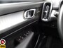 Volvo XC40 2.0 T4 Momentum