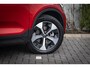 Volvo XC40 B4 Aut. Plus Dark | Adaptieve Cruise control | BLIS Dodehoek detectie | Stoel + Stuurverwarming | Keyless | Elektr. Stoelen | Memory | Trekhaak | Parkeercamera | Harman Kardon Audio