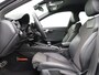 Audi A4 Avant 35 TFSI 150 PK S-Line | Optiek Zwart | Sportstoelen | Trekhaak | CarPlay | 18" |