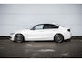 BMW 3-Serie 320i | Sportline | Leder | Stoelvervarming | Xenon | 18 inch | Nieuwe motor | NL Auto |