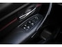 BMW 3-Serie 320i | Sportline | Leder | Stoelvervarming | Xenon | 18 inch | Nieuwe motor | NL Auto |