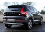 Volvo XC40 1.5 T4 Recharge Inscription Adaptieve Cruise Control | Apple Carplay | Semi Elek Trekhaak | Verwarmbare Voorstoelen + Stuurwiel | BLIS