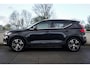 Volvo XC40 1.5 T4 Recharge Inscription Adaptieve Cruise Control | Apple Carplay | Semi Elek Trekhaak | Verwarmbare Voorstoelen + Stuurwiel | BLIS