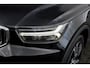 Volvo XC40 1.5 T4 Recharge Inscription Adaptieve Cruise Control | Apple Carplay | Semi Elek Trekhaak | Verwarmbare Voorstoelen + Stuurwiel | BLIS