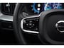 Volvo XC60 2.0 T6 Plug-in hybrid AWD Ultimate Dark Bowers & Wilkins | Sportstoelen | Panoramadak | 360 Graden Parkeercamera | Verwarmbare Voorstoelen + Stuurwiel