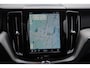 Volvo XC60 2.0 T6 Plug-in hybrid AWD Ultimate Dark Bowers & Wilkins | Sportstoelen | Panoramadak | 360 Graden Parkeercamera | Verwarmbare Voorstoelen + Stuurwiel
