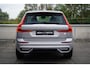 Volvo XC60 2.0 T6 Plug-in hybrid AWD Ultimate Dark Bowers & Wilkins | Sportstoelen | Panoramadak | 360 Graden Parkeercamera | Verwarmbare Voorstoelen + Stuurwiel