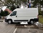 Peugeot Boxer 335 2.0 BlueHDI L2H2 Pro EURO6, Airco, Navi, Cruise, 2500 KG trekgewicht, camera