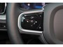 Volvo V60 T6 Recharge AWD Plus Dark - IntelliSafe Assist & Surround - 360º Camera - Harman/Kardon audio - Adaptieve LED koplampen - Verwarmde voorstoelen, stuur & achterbank - Parkeersensoren voor & achter - Elektr. bedienb. voorstoelen met geheugen - Extra getint glas - Elektr. inklapbare trekhaak - 18' LMV