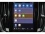Volvo V60 T6 Recharge AWD Plus Dark - IntelliSafe Assist & Surround - 360º Camera - Harman/Kardon audio - Adaptieve LED koplampen - Verwarmde voorstoelen, stuur & achterbank - Parkeersensoren voor & achter - Elektr. bedienb. voorstoelen met geheugen - Extra getint glas - Elektr. inklapbare trekhaak - 18' LMV