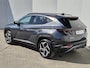 Hyundai Tucson 1.6 T-GDI PHEV Comfort Smart 4WD Automaat / Accu SoH 100% / Trekhaak / 1350KG Trekgewicht / Navigatie / Achteruitrijcamera / Apple Carplay Android Auto / Stuur- en Stoelverwarming / Adaptief cruise control / Dealer onderhouden /