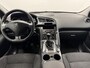 Peugeot 3008 1.2i Navigatie-Cr.contr-Clima-Camera-Panoramadak-Parkeersensoren-Lm17''velgen