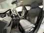 Toyota RAV4 2.5 Hybrid AWD Style | Navigatie/Android/Apple Carplay | LM Velgen 18" | Voorstoelen Verwarmd | Achteruitrijcamera | Kunstlederen bekleding | Cruise Control Adaptief |