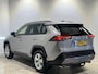 Toyota RAV4 2.5 Hybrid AWD Style | Navigatie/Android/Apple Carplay | LM Velgen 18" | Achteruitrijcamera | Kunstlederen bekleding | Cruise Control Adaptief |