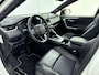 Toyota RAV4 2.5 Hybrid AWD Bi-Tone | Trekhaak | 1650 KG trekgewicht! | Schuif/kanteldak | elektrisch verstelbare stoel |