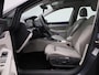 Volkswagen Golf 1.5 TSI Life Business | Pano | ACC | Achteruitrijcamera | Memory Seat | Massagefunctie | Stoel + Stuurverwarming | Carplay |