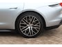 Porsche Taycan Performance 84 kWh / NIEUWSTAAT! / SoH 94.5% / Panoramadak / 360Camera / Adaptieve stoelen / Sportchrono / 20'' / Bose / Keyless / Dodehoek / Navigatie / Stoelverwarming / Cruise Control