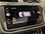 Volkswagen Tiguan 1.5 TSI Comfortline Business 131 PK | Apple Carplay | Panoramadak | Adaptive Cruise Control | Parkeersensoren | Stoelverwarming | Navigatie | Trekhaak | Spraakbediening | DAB Radio | Climate Control | Bluetooth |