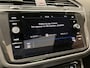 Volkswagen Tiguan 1.5 TSI Comfortline Business 131 PK | Apple Carplay | Panoramadak | Adaptive Cruise Control | Parkeersensoren | Stoelverwarming | Navigatie | Trekhaak | Spraakbediening | DAB Radio | Climate Control | Bluetooth |