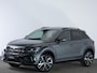 Volkswagen T-Roc R-Line Edition 1.5 TSI 150pk DSG | Panoramadak | Black Style | Keyless | Side-Assist | 19" velgen | Stoel + Stuurverwarming |