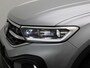 Volkswagen T-Roc 1.5 TSI R-Line 150 PK | Automaat | Navigatie | Achteruitrijcamera | Stoelverwarming | Trekhaak | Digitale Cockpit | ErgoActive-Bestuurdersstoel Met Massage