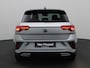 Volkswagen T-Roc 1.5 TSI R-Line 150 PK | Automaat | Navigatie | Achteruitrijcamera | Stoelverwarming | Trekhaak | Digitale Cockpit | ErgoActive-Bestuurdersstoel Met Massage