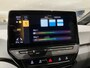 Volkswagen ID.3 First Max 58 kWh 204 PK | Apple Carplay | Panoramadak | Stuurwielverwarming | Stoelverwarming | Achteruitrijcamera | Sfeerverlichting | Dodehoeksensoren | Navigatie | IQ Lights | Ergo-Active Voorstoelen |