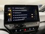 Volkswagen ID.3 First Max 58 kWh 204 PK | Apple Carplay | Panoramadak | Stuurwielverwarming | Stoelverwarming | Achteruitrijcamera | Sfeerverlichting | Dodehoeksensoren | Navigatie | IQ Lights | Ergo-Active Voorstoelen |