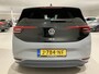 Volkswagen ID.3 First Max 58 kWh 204 PK | Apple Carplay | Panoramadak | Stuurwielverwarming | Stoelverwarming | Achteruitrijcamera | Sfeerverlichting | Dodehoeksensoren | Navigatie | IQ Lights | Ergo-Active Voorstoelen |