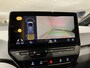 Volkswagen ID.3 First Max 58 kWh 204 PK | Apple Carplay | Panoramadak | Stuurwielverwarming | Stoelverwarming | Achteruitrijcamera | Sfeerverlichting | Dodehoeksensoren | Navigatie | IQ Lights | Ergo-Active Voorstoelen |
