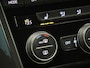 Volkswagen T-Roc 1.5 TSI/150PK Sport · Panoramadak · Navigatie · Camera + Parkeersensoren