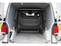 Volkswagen Transporter 2.0 TDI L2H1 32 DC Bulli Virtual, Adaptieve Cruise, Carplay, LED, Leder, 150pk, Automaat, Trekhaak, Sensoren, Uniek!