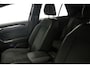 Volkswagen T-Roc R-Line 1.5 TSI 150pk DSG Automaat Trekhaak, Adaptive cruise control, Achteruitrijcamera, Navigatie, Stoelverwarming, Sportonderstel
