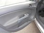 Opel Corsa dealer ondh/stoel en stuur ve 1.4-16V Cosmo