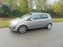 Opel Corsa dealer ondh/stoel en stuur ve 1.4-16V Cosmo