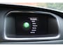 Volvo V40 T2 Automaat Polar+ | Navigatie | Stoelverwarming | Automatische airconditioning | Volvo On Call | Parkeersensoren achter | High Performance Audio